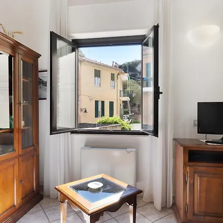 8 Mehari Apartment *