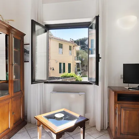 8 Mehari Apartamento Varigotti